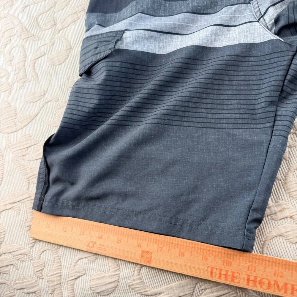 Ocean Current Mens Board Shorts Charcoal Grey Striped Surf Swim Trunks Size 32